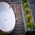 Hoteldebootel 's-hertogenbosch Met Prive Sauna * 스헤르토헨보스