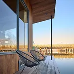 Hoteldebootel 's-hertogenbosch Met Prive Sauna 펜션 스헤르토헨보스