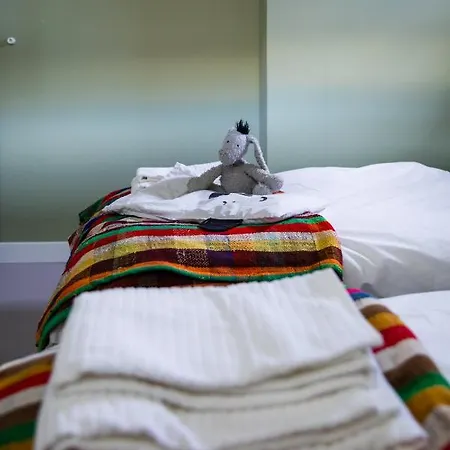 Дом отдыха Hoteldebootel 's-hertogenbosch Met Prive Sauna *