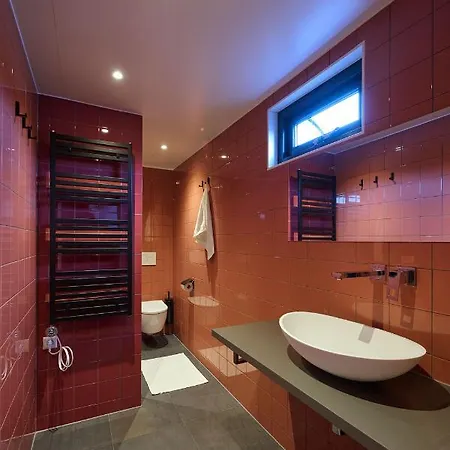 Hoteldebootel 's-hertogenbosch Met Prive Sauna Сasa de vacaciones *