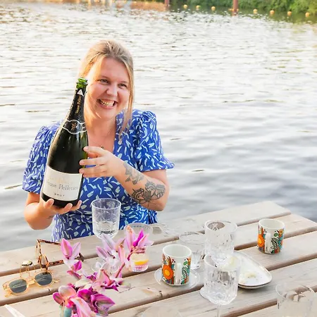 Hoteldebootel 's-hertogenbosch Met Prive Sauna Semesterbostad