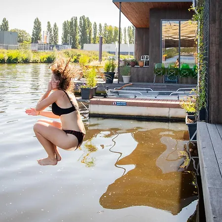 Hoteldebootel 's-hertogenbosch Met Prive Sauna Дом отдыха