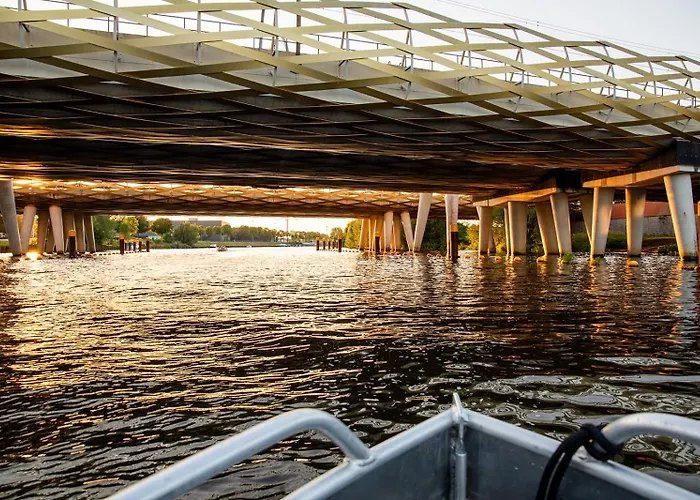 Hoteldebootel 's-hertogenbosch Met Prive Sauna * 's-Hertogenbosch (Den Bosch)