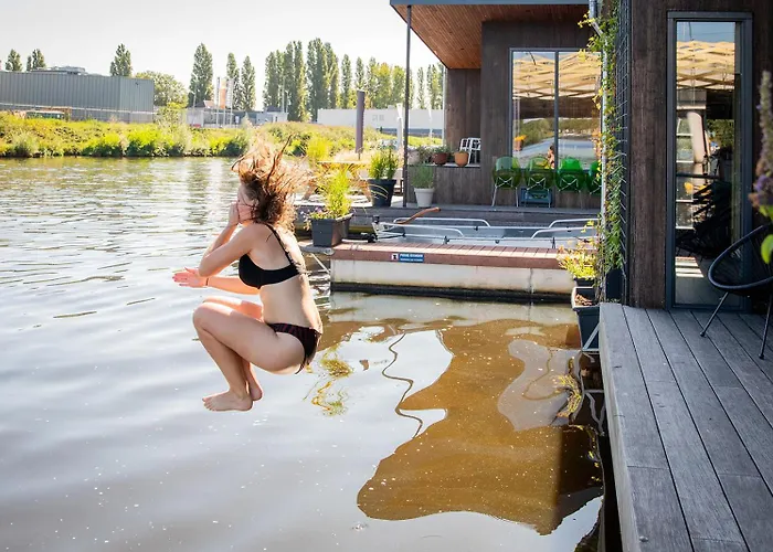 Hoteldebootel 's-hertogenbosch Met Prive Sauna Ferienhaus